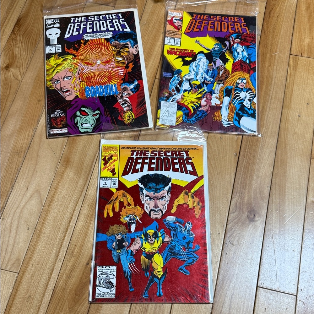 The Secret Defenders Comic Book bundle 5 books